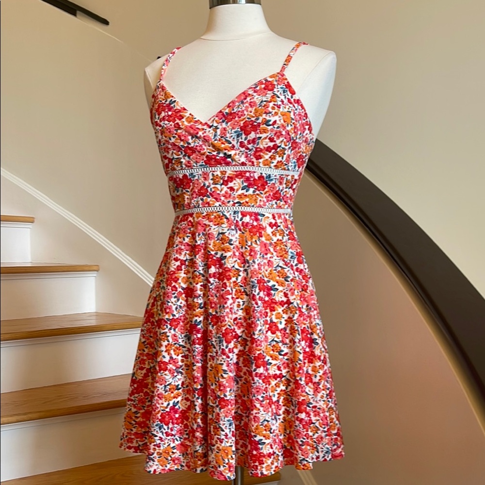 Floral Summer Dress. New, no tags